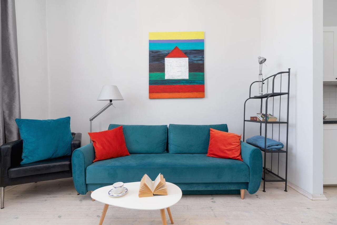 Modern Colorful Apartment In Kazimierz By Renters Краків Екстер'єр фото
